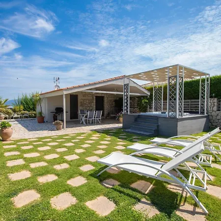 Endless Blue House Villa *