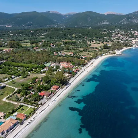 Endless Blue House Sami (Kefalonia)